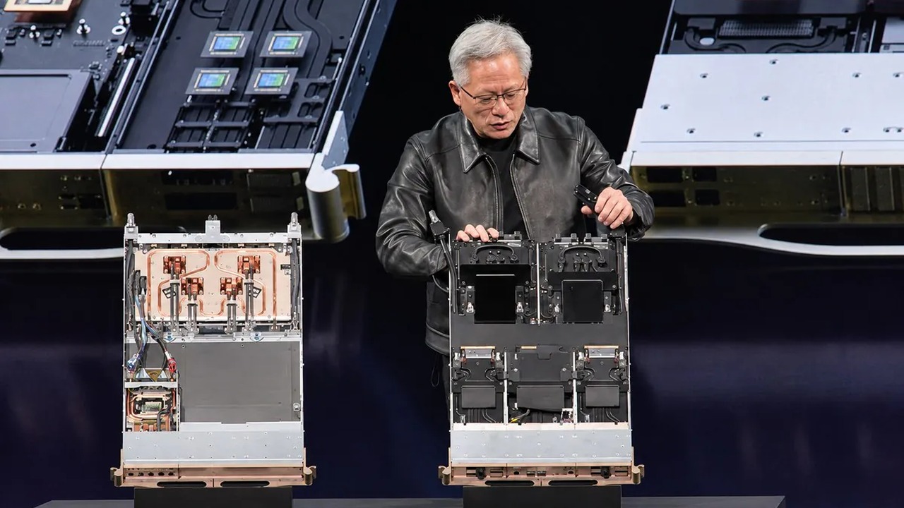 NVIDIA cria computador de IA sem cabos 100% líquido em 2026
