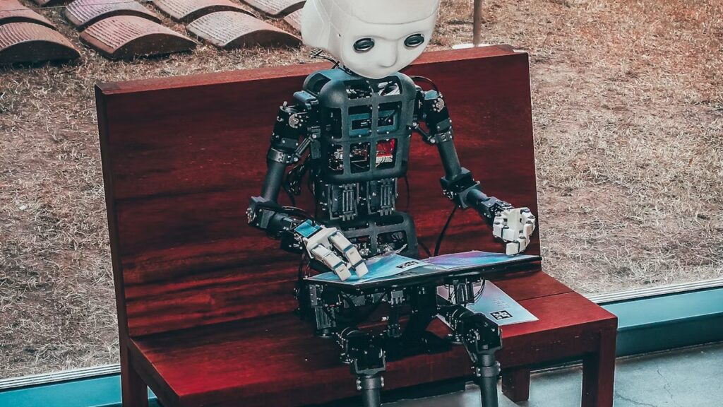 OpenAI baniu contas que usavam ChatGPT para ajustar artigos e gerar comentários nas